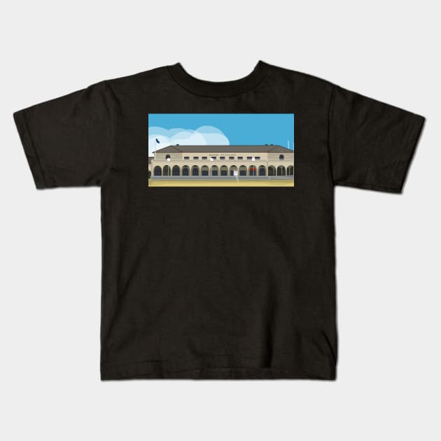 Bondi Pavilion 2020 Kids T-Shirt by Donnahuntriss